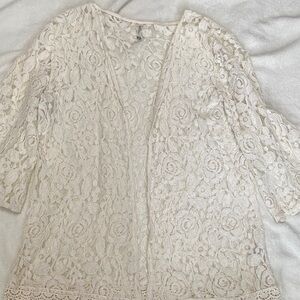 Wallflower Elegant Sheer Floral Design Lace Cardigan Large